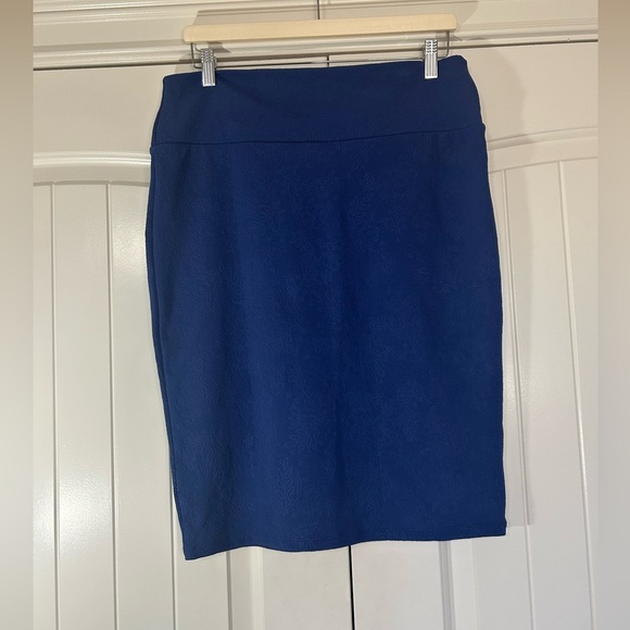 Lula Roe Royal Blue Floral Embossed Pull On Skirt. Size Large. - Picture 3 of 6